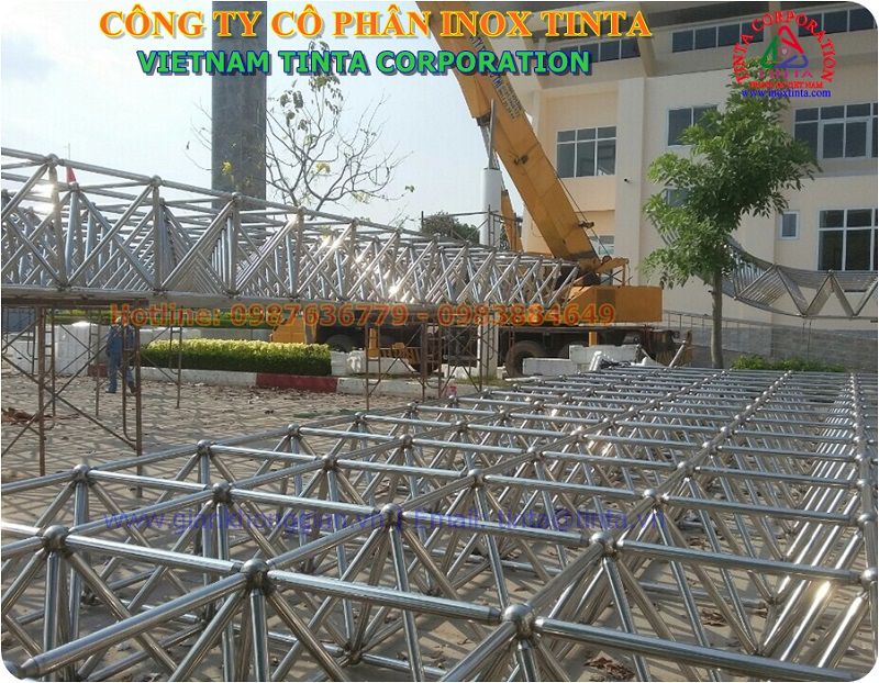 Dàn không gian. Sản xuất dàn không gian inox thép không gỉ hàng đầu tại Việt Nam.  TINTA là công ty tốt nhất cung cấp dàn không gian bằng thép không gỉ chất lượng