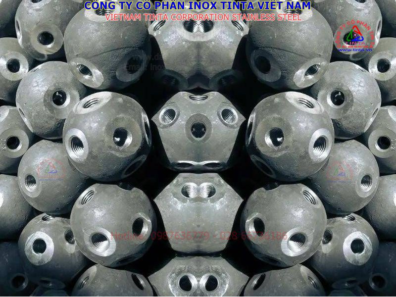 Mẫu quả cầu giàn không gian inox và kế hoạch  lắp đặt giàn không gian 